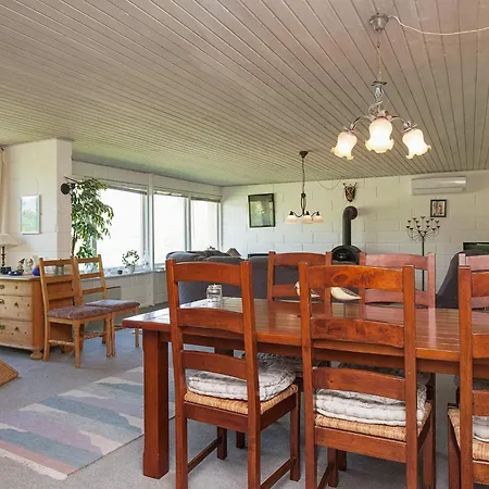 6 Person In Farso-by Traum Farsø