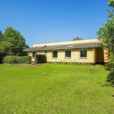 Nyaraló 6 Person In Farso-by Traum